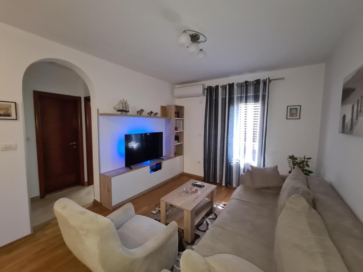 Apartamento Promenade,5 Min Old Town Kotor Exterior foto